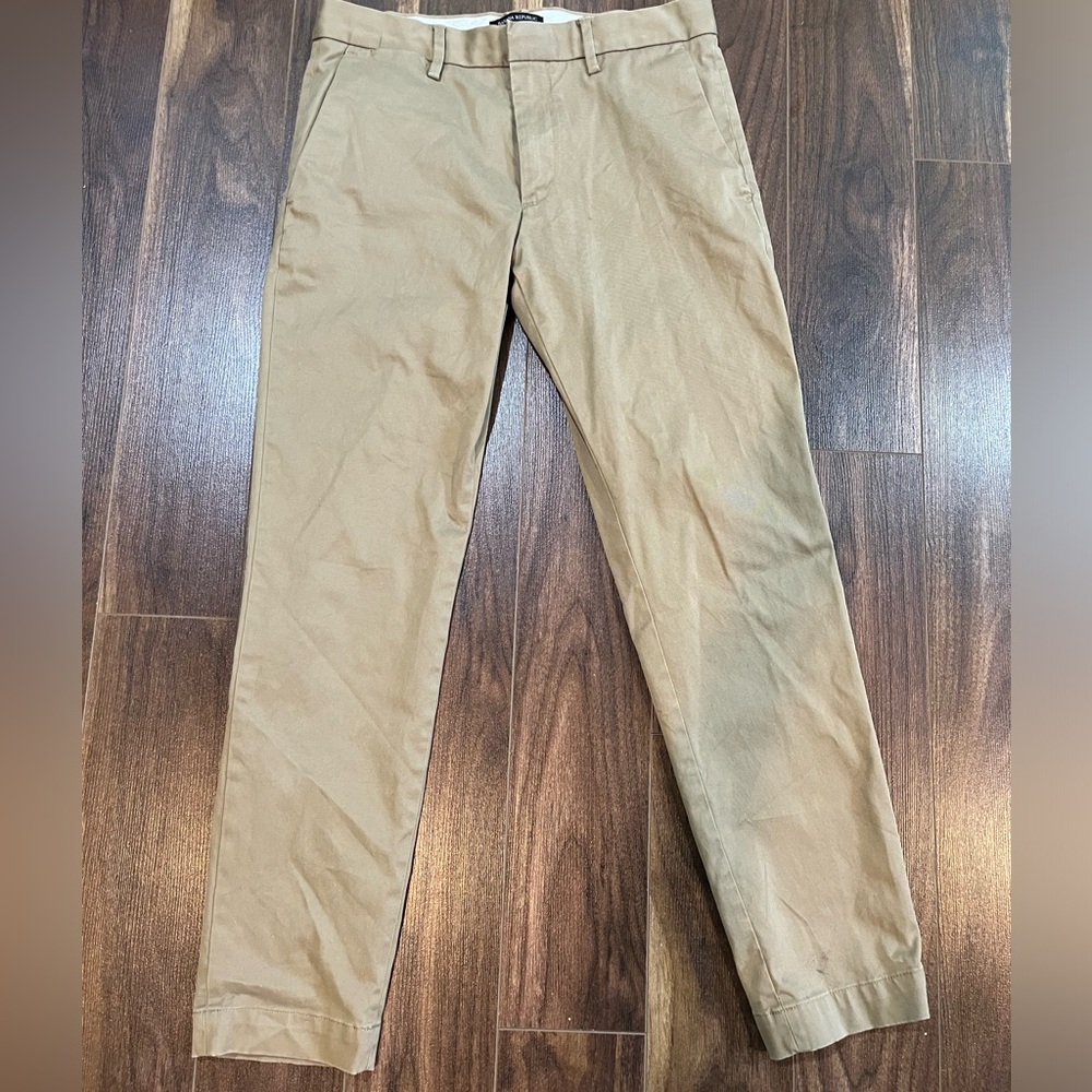 Banana Republic Chino